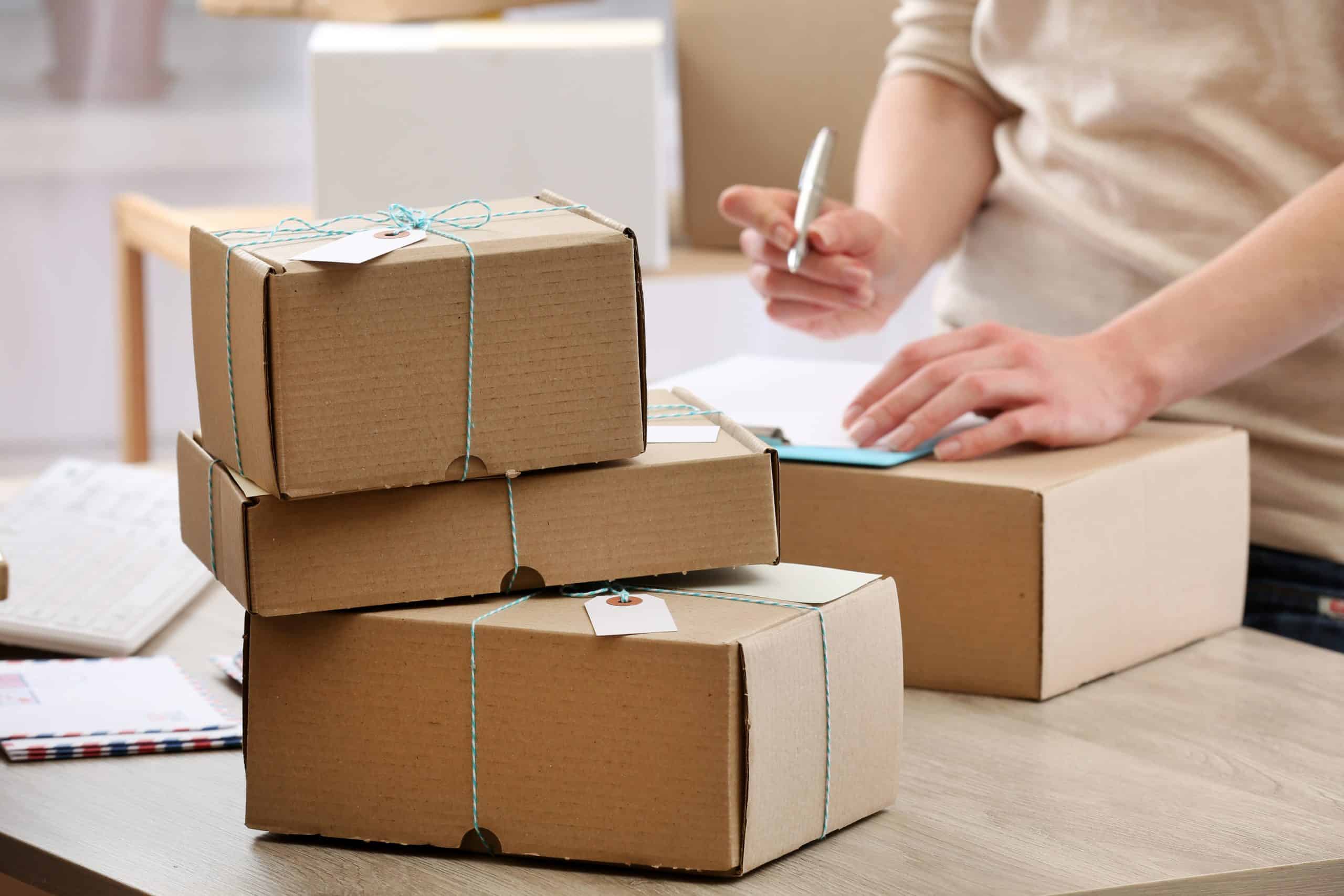 Kako poslati paket poštom