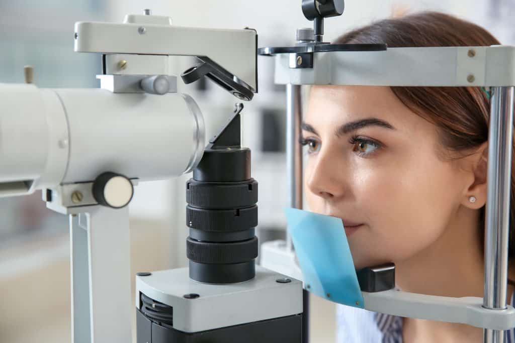 Očni tlak ( Glaukom ) - simptomi, uzrok, liječenje