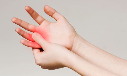 Bolni zglobovi prstiju na rukama – uzrok i liječenje