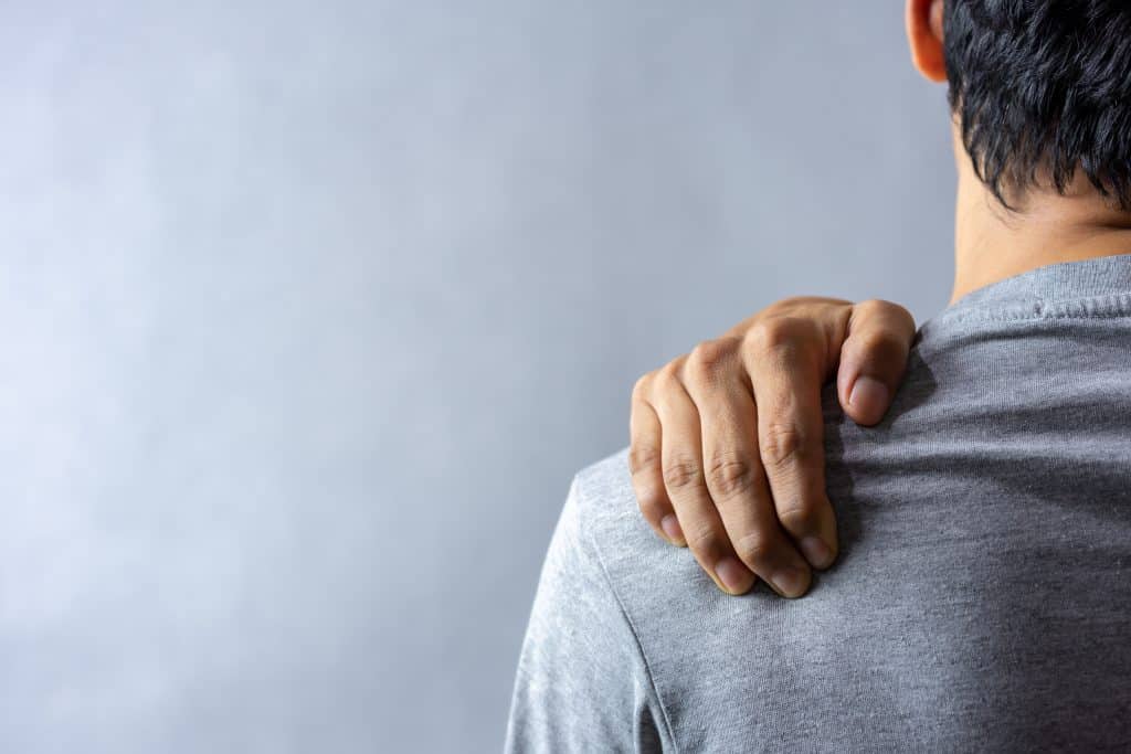 Bolovi u ramenu - uzrok i liječenje