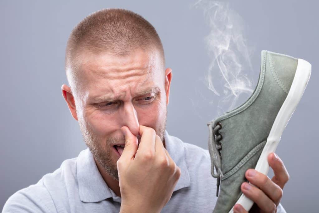 Neugodan miris stopala - uzrok i liječenje