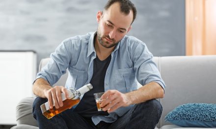 Alkoholizam – uzrok, simptomi i liječenje