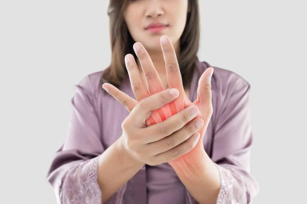 Artritis šake - uzrok, simptomi i liječenje