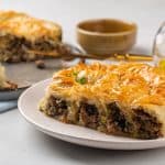 Trik jedne Bosanke: Evo kako napraviti domaći burek na kojem će vam svi zavidjeti – trik je u ovome