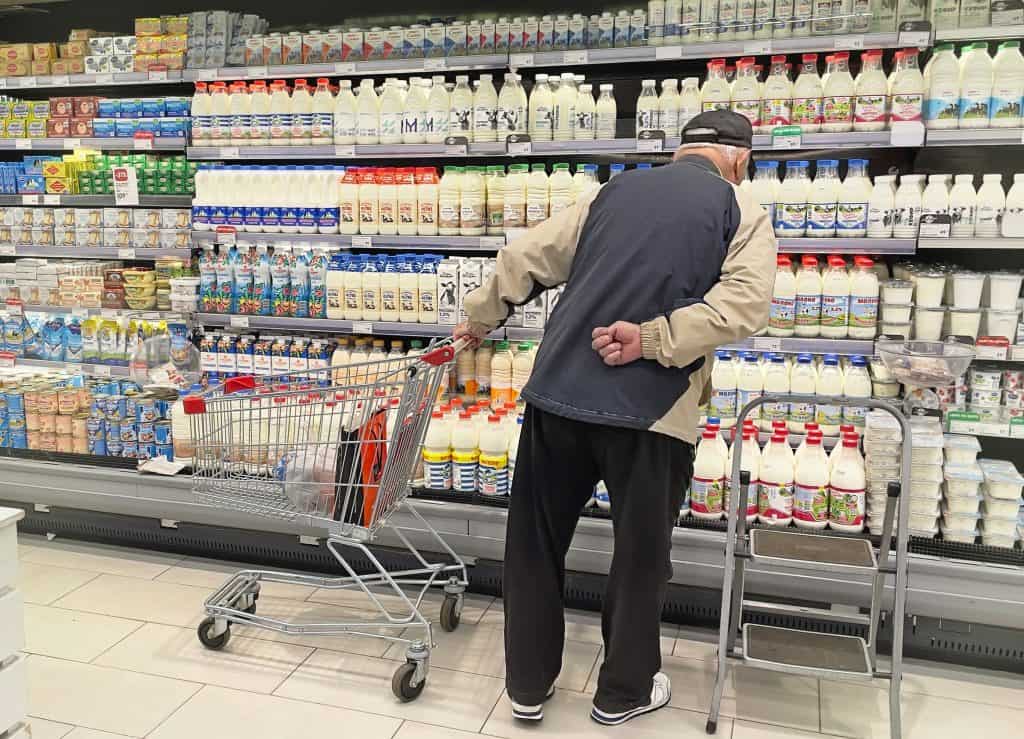 Ovo mlijeko je opasno, ne kupujte ga ni slučajno! Razara srce i diže kolesterol, a ima ga u svim dućanima!