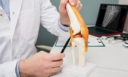 Ozljeda prednjeg križnog ligamenta – uzrok, simptomi, liječenje