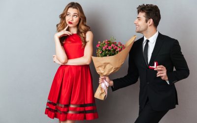 Ako se ovako ponaša, žena ne voli svoga muža: 8 znakova da je ljubav prestala!