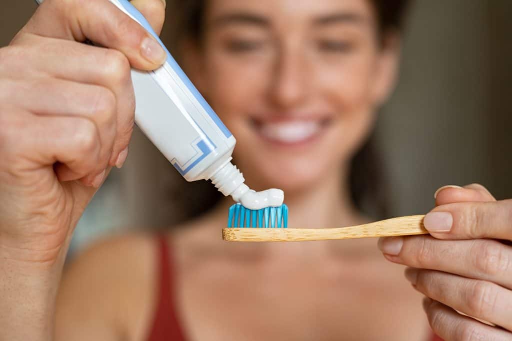 Ne koristite ove paste za zube. Jako su nezdrave, a postoji i nešto još štetnije!