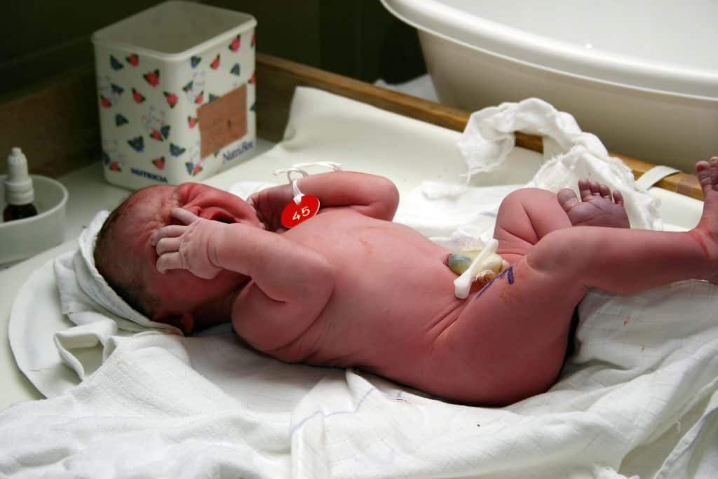 Što je omfalitis - uzrok, simptomi, liječenje