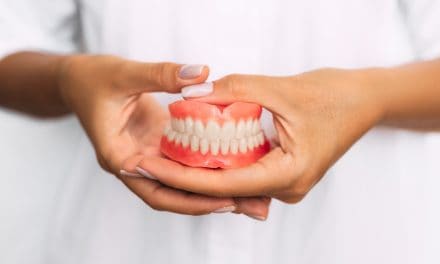 Što je zubna proteza