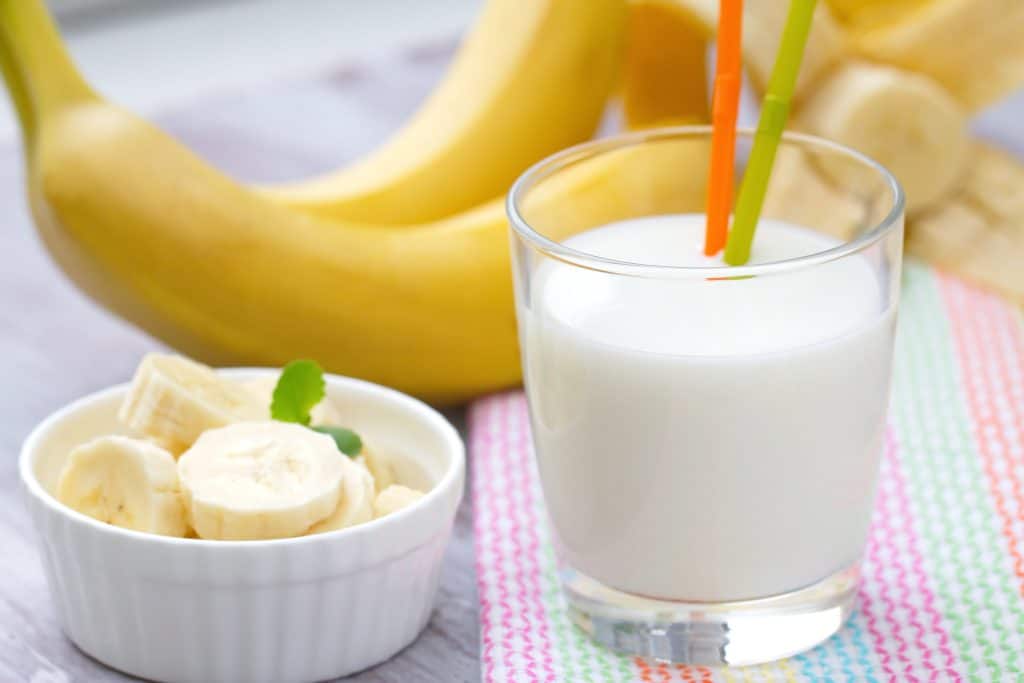 Upozorenje: Mlijeko, banane i jabuke vam ugrožavaju zdravlje jer ih jedete u krivo vrijeme!