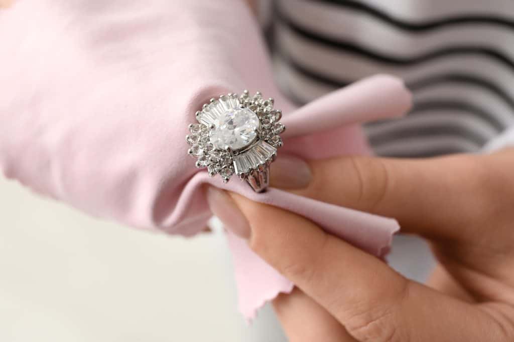 Kako očistiti srebro